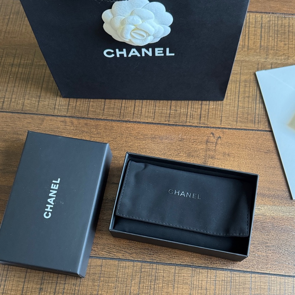 Chanel Card Holder - Picture 14 of 16